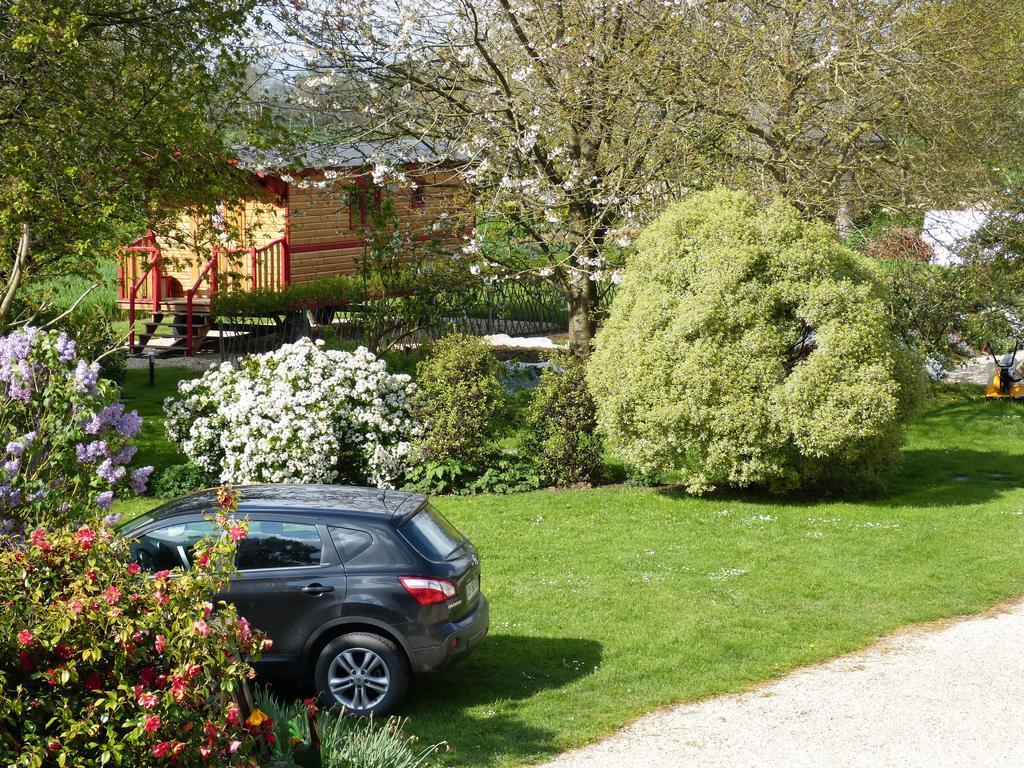 Bed and Breakfast La Fermette du Rohiou à Le Faouet  Chambre photo