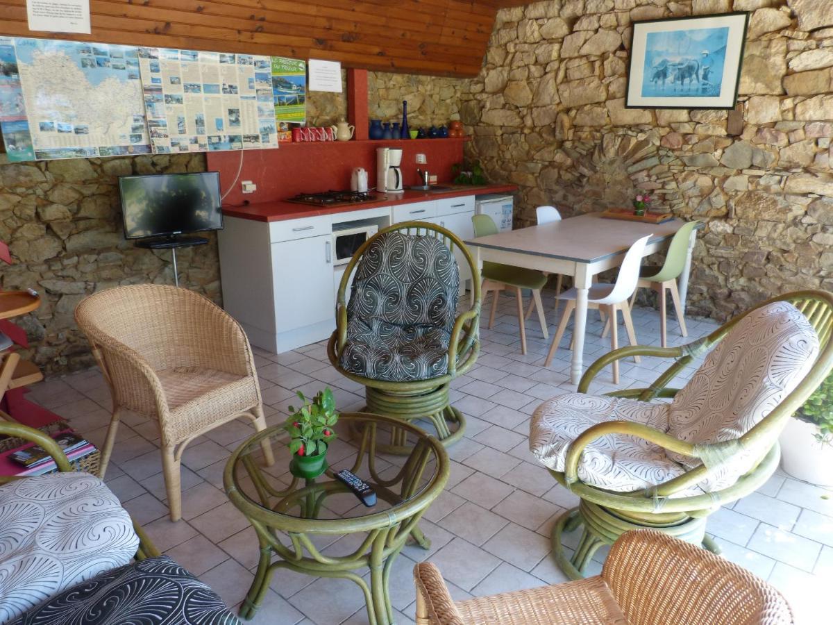 Bed and Breakfast La Fermette du Rohiou à Le Faouet  Extérieur photo